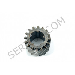 16 tooth sprocket for 1st gear and reverse
