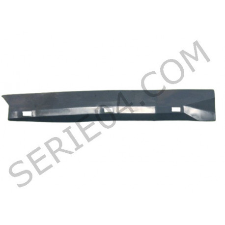 bande agrafe inf. porte avt D