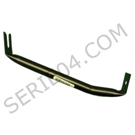 blade against front bumper
