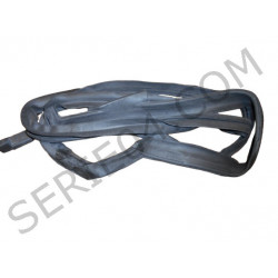 Front door seal