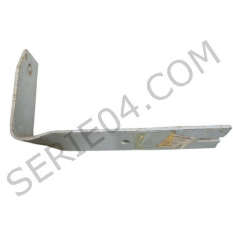 ferrure de pare-chocs 