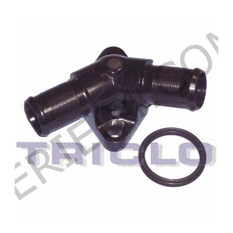 Water manifold on the engine block