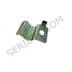 air intake retaining clip