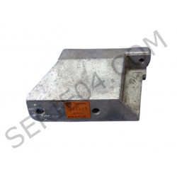 Tussenliggende aluminium motorsteun