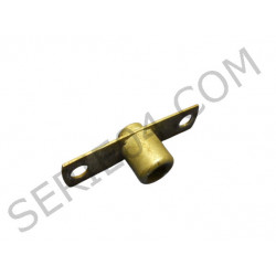 rear sliding side door centering plate