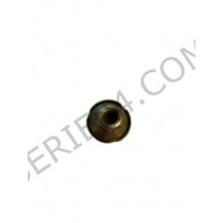 Exhaust manifold flange nut
