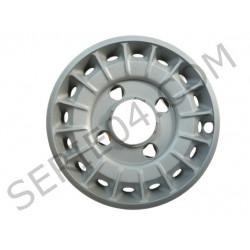 enjoliveur de roue plastique