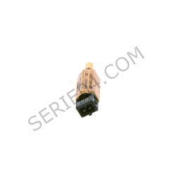 Interruttore termico di arricchimento per avviamento a freddo