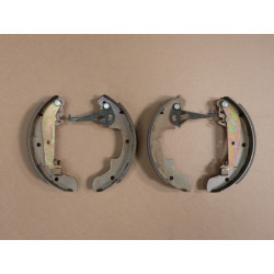 set of rear brake shoes exchange-standard