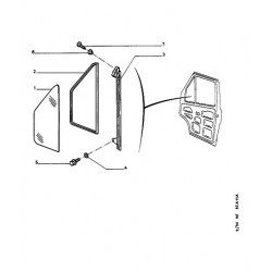 Encadrement vitre gauche