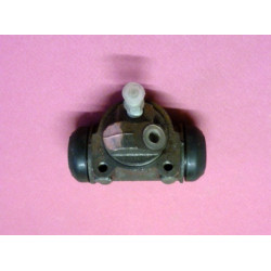 rear brake cylinder