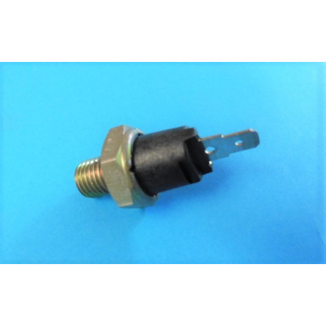 Engine oil pressure switch