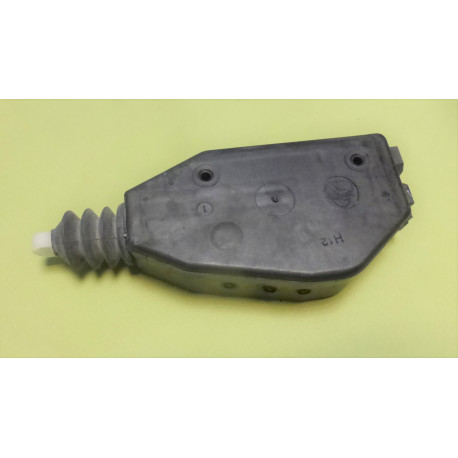 locking actuator