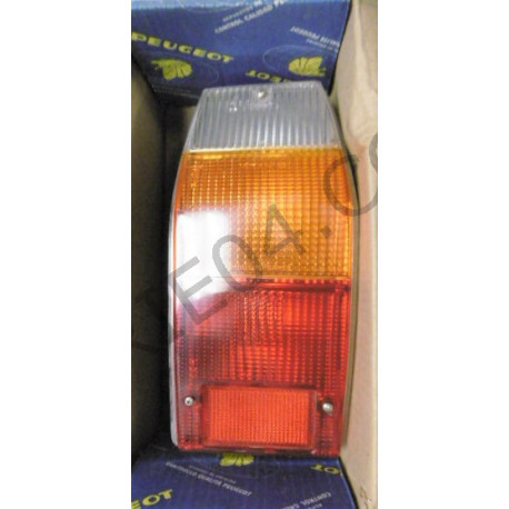 Left rear light