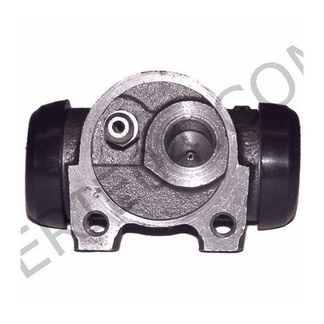 Rear wheel cylinder